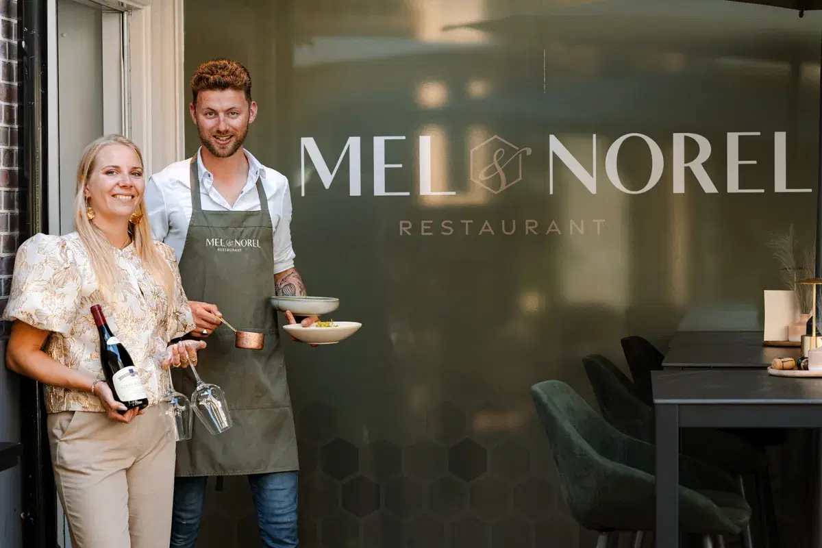 Mel & Norel